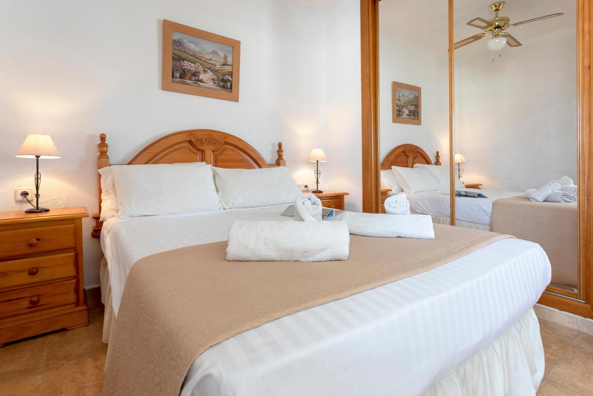 Apartamento Con Vistas Al Mar En Benalmadena Luaran gambar