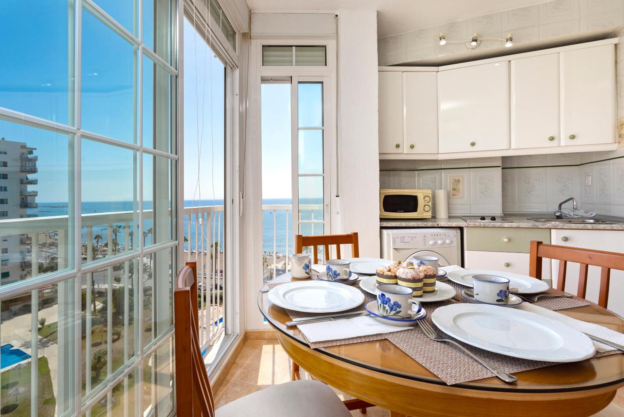 Apartamento Con Vistas Al Mar En Benalmadena Luaran gambar